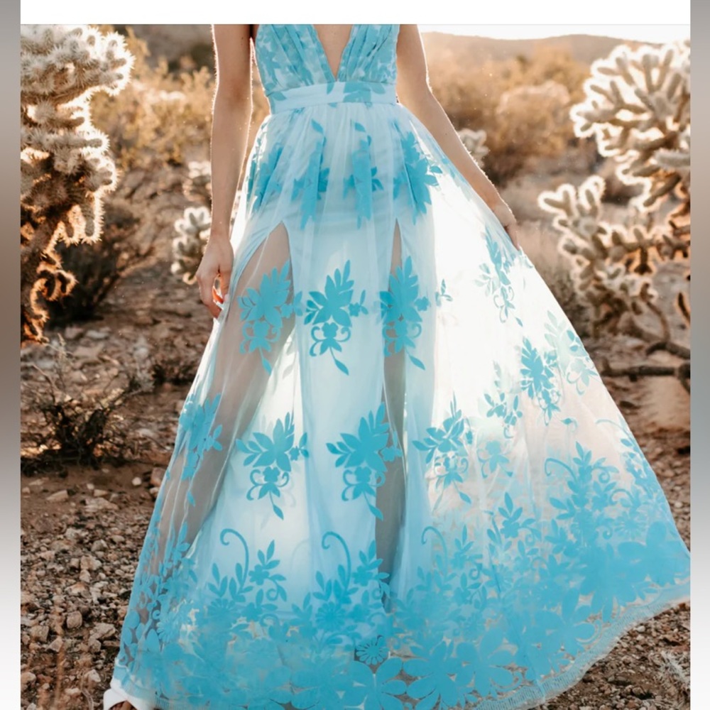 THIS AQUA, FLORAL MESH, MAXI DRESS WILL LOOK SENSATIONAL ON YOU!